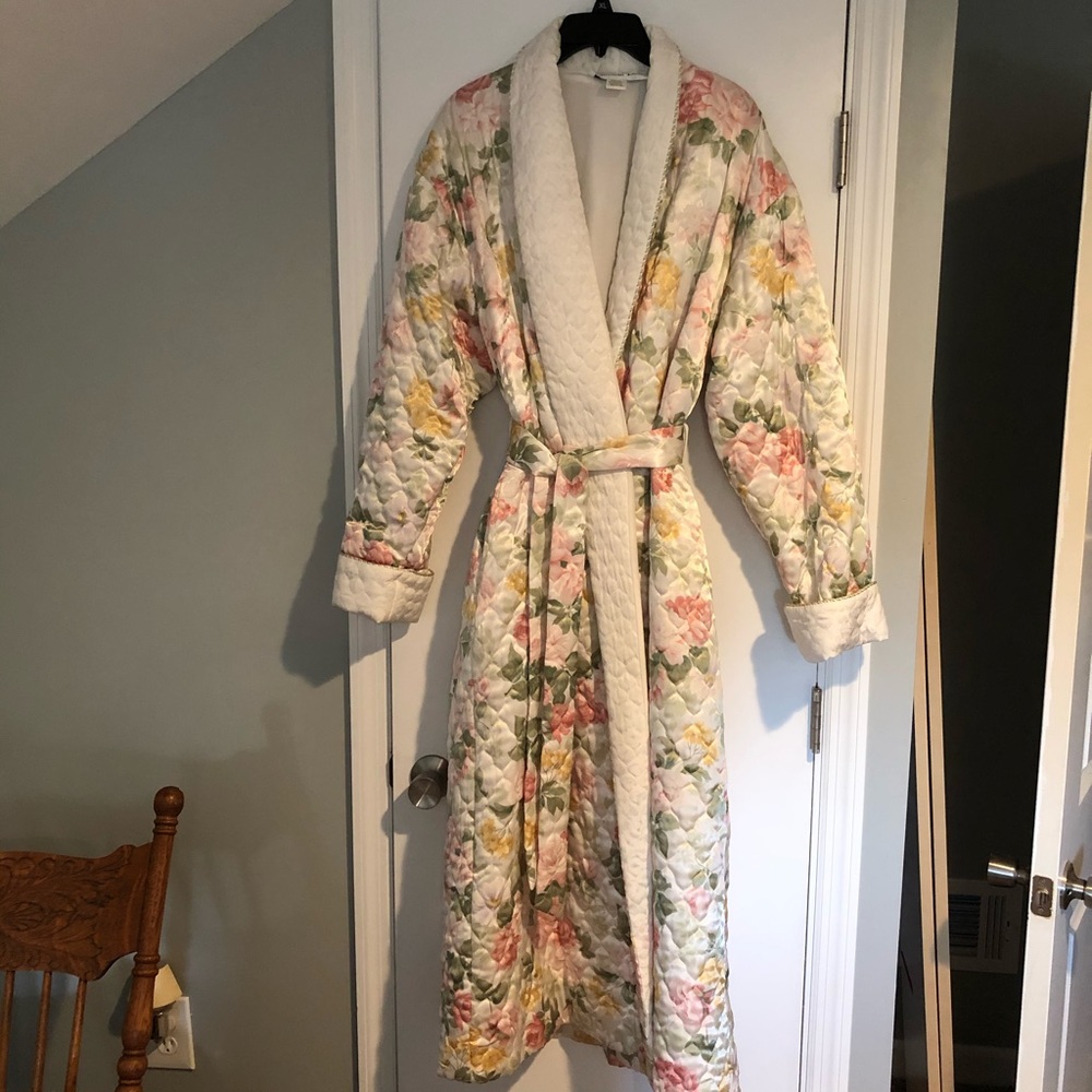 Christian Dior quilted robe